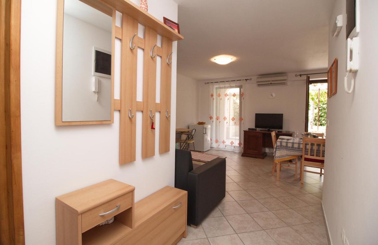 Apartments Lidija Ровинь Экстерьер фото