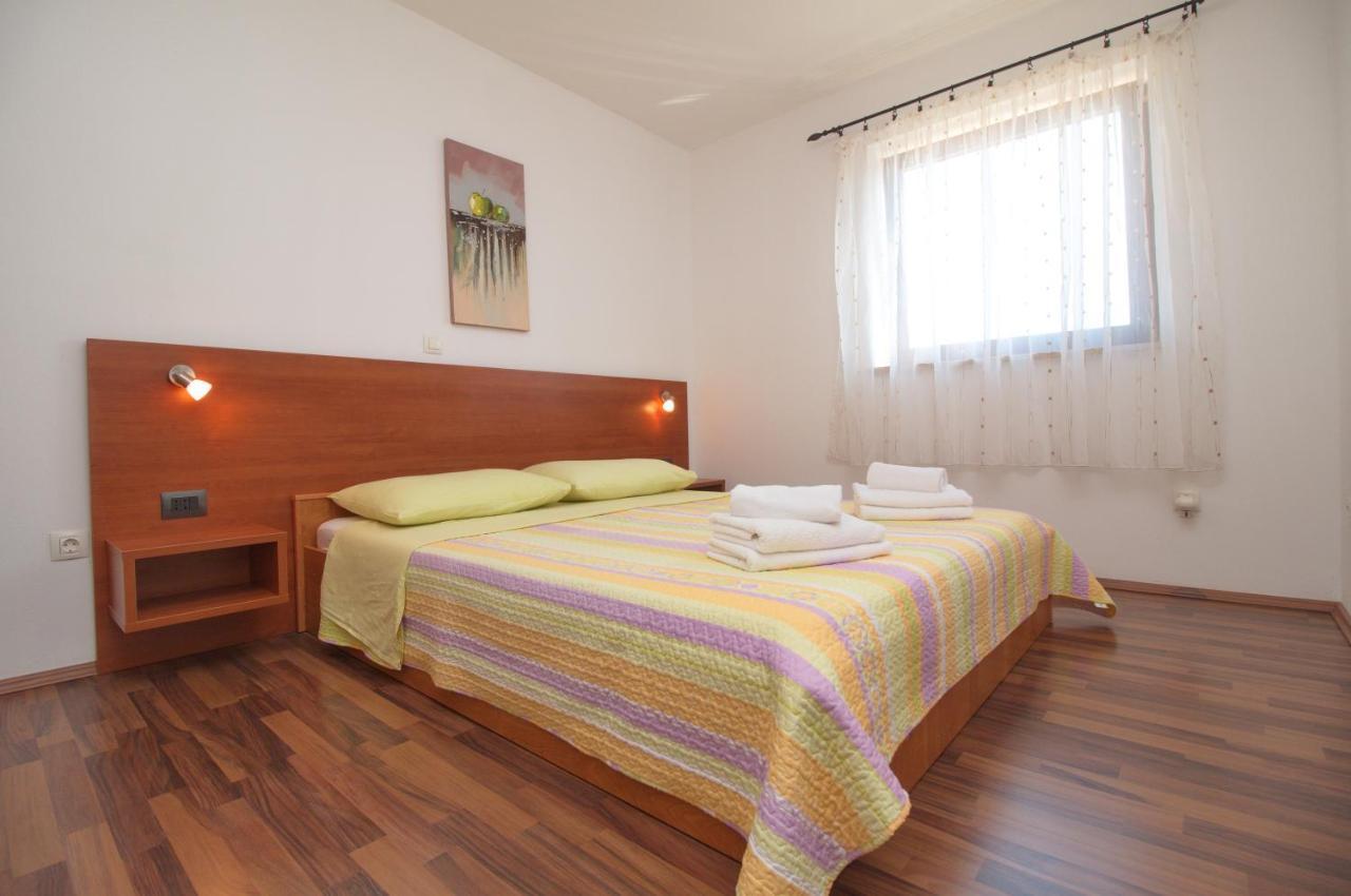 Apartments Lidija Ровинь Экстерьер фото