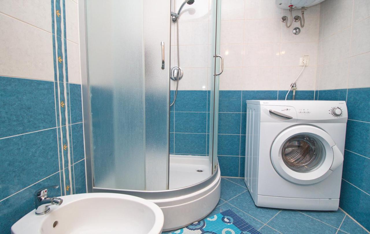 Apartments Lidija Ровинь Экстерьер фото
