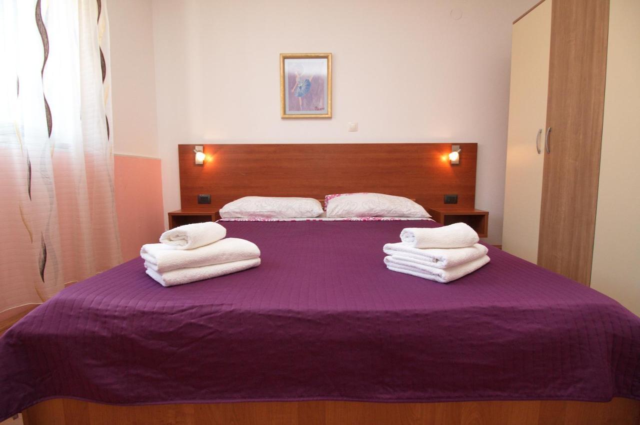 Apartments Lidija Ровинь Экстерьер фото