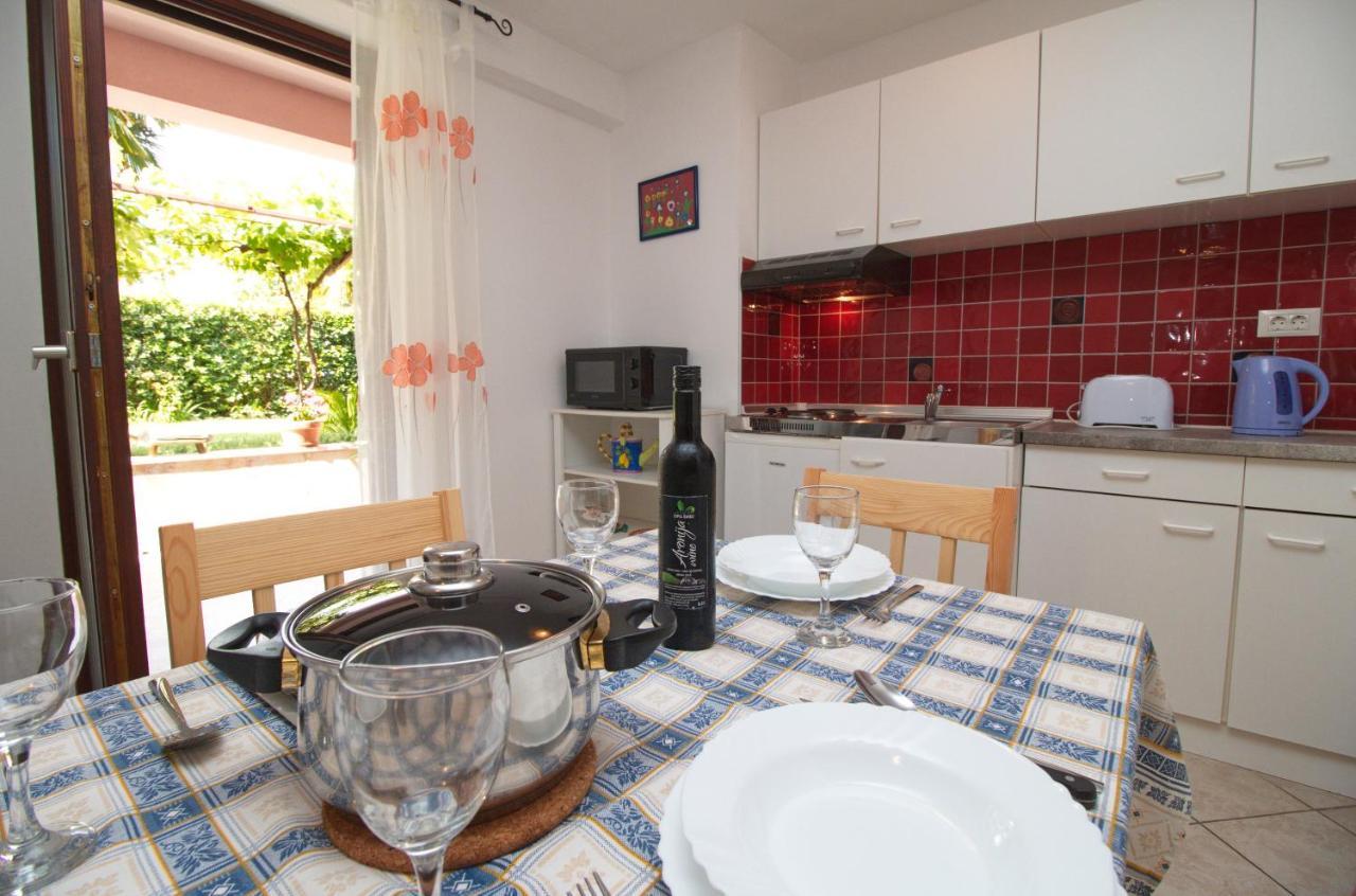 Apartments Lidija Ровинь Экстерьер фото