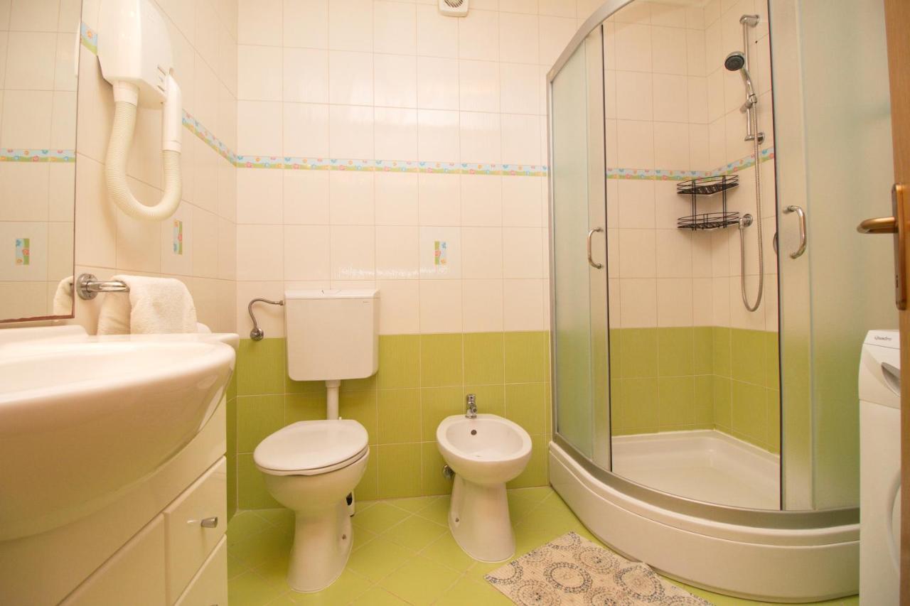 Apartments Lidija Ровинь Экстерьер фото