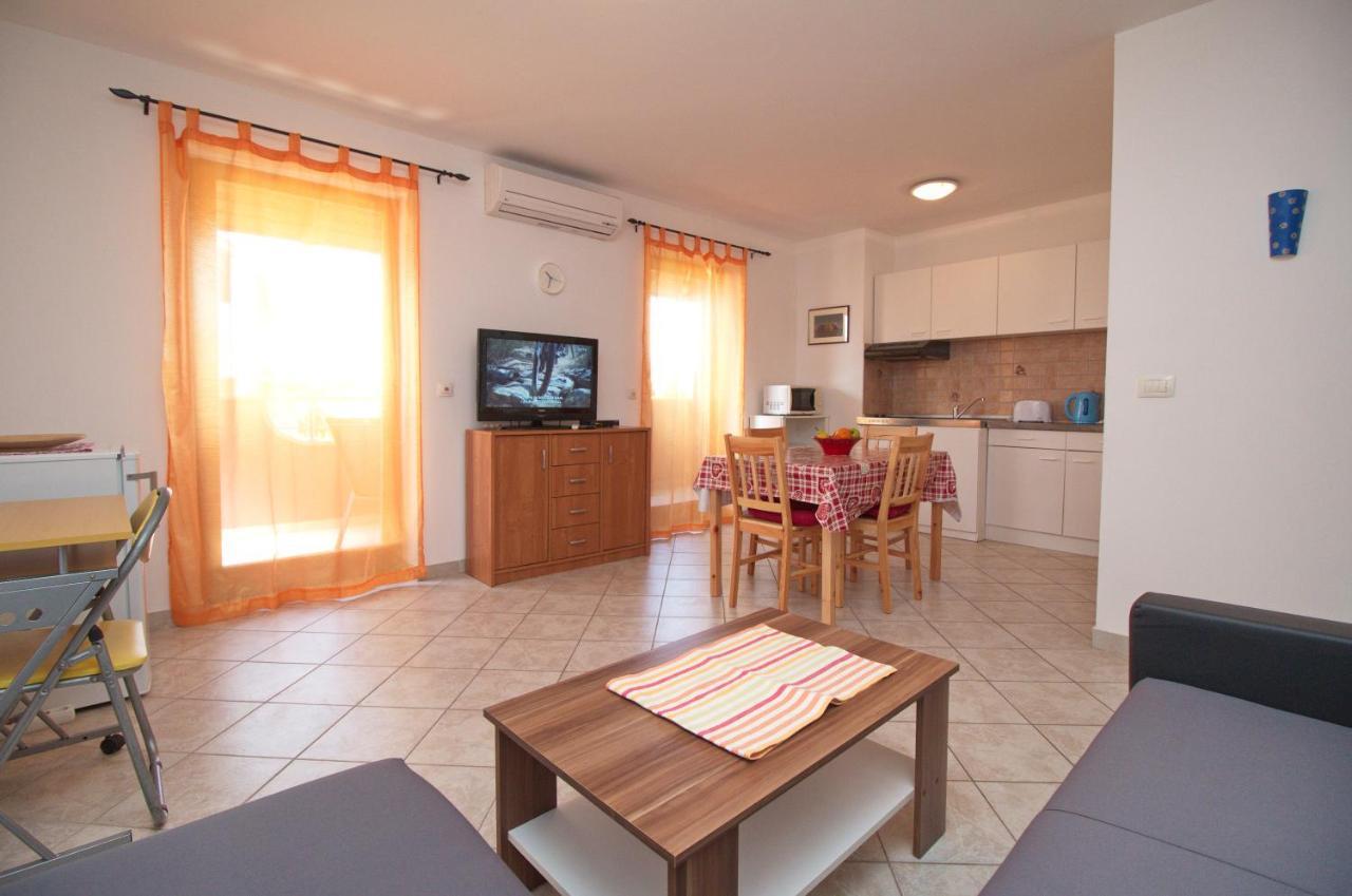 Apartments Lidija Ровинь Экстерьер фото