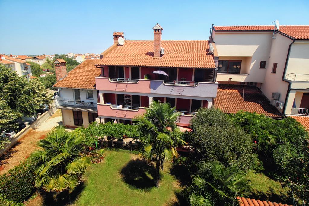 Apartments Lidija Ровинь Экстерьер фото